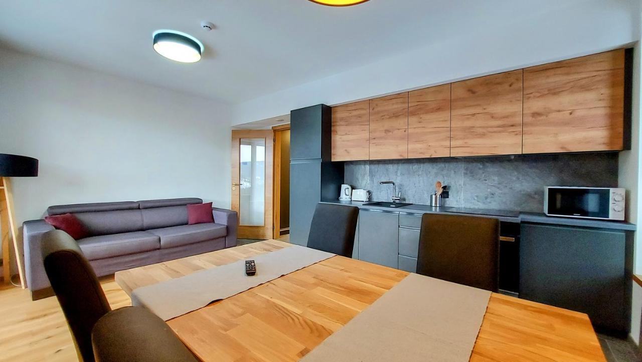 Apartments With Mountain Views Szpindlerowy Młyn Zewnętrze zdjęcie
