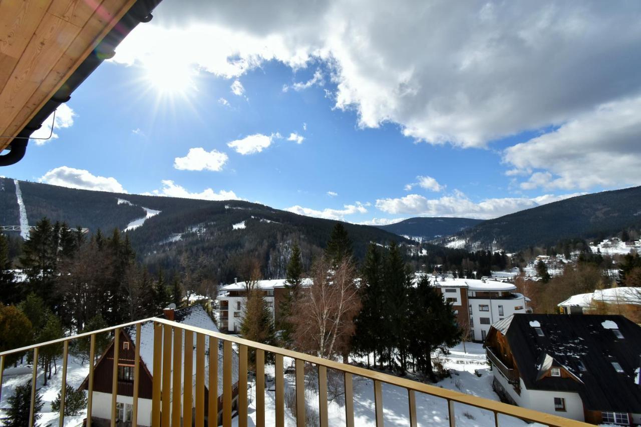 Apartments With Mountain Views Szpindlerowy Młyn Zewnętrze zdjęcie